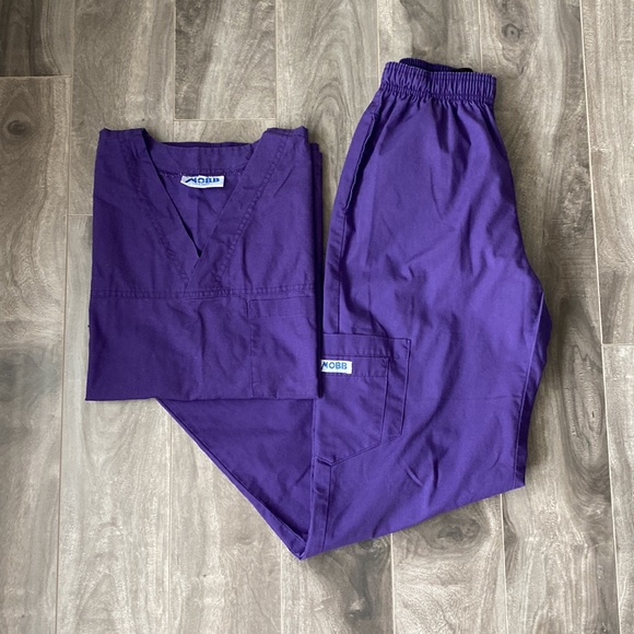 Women’s Mobb Scrub Top - purple - Picture 5 of 5
